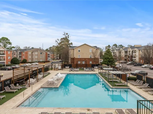 120 15th St E APT 915, Tuscaloosa, AL 35401
