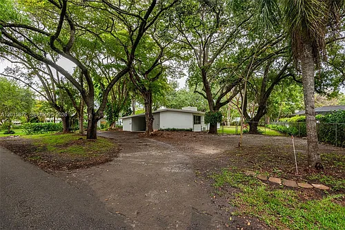 12725 SW 80th Ave Photo 1
