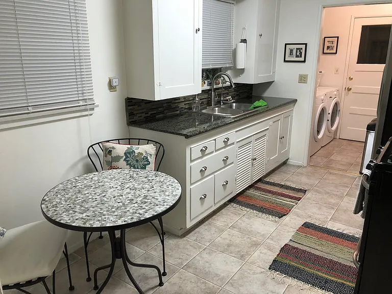 1172 Alameda Ave — Photo 7