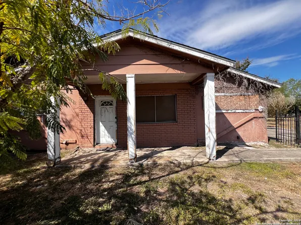 1815 COMMERCIAL AVE, San Antonio, TX 78221