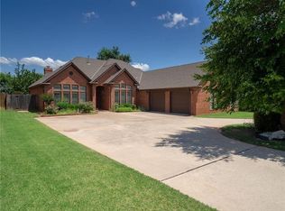11920 Shady Trail Ln, Oklahoma City, OK 73120