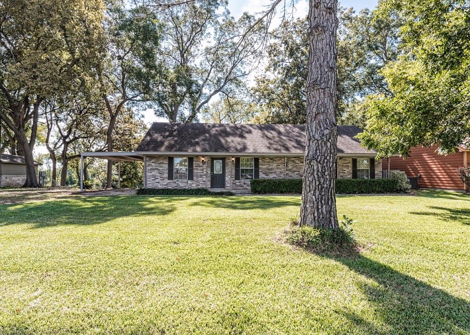 1st image of 1047 Greenwood Ln