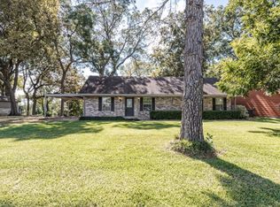 1047 Greenwood Ln, Waco, TX 76705