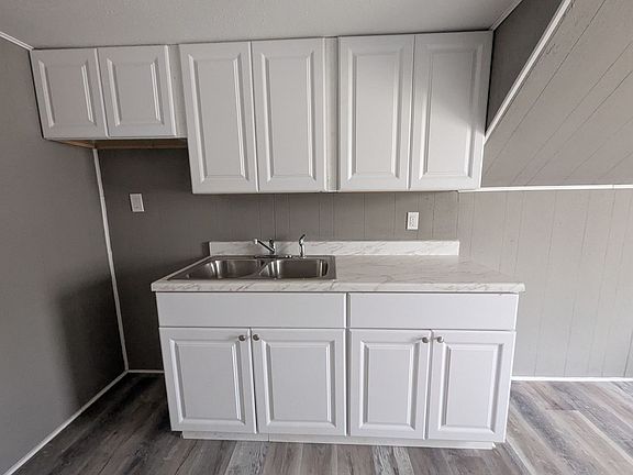 5th image of 315 N Pennsylvania Ave #3