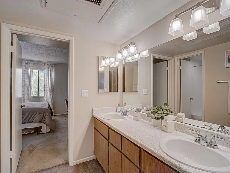 Portola North Phoenix — Photo 19
