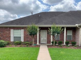 7765 Pecan Dr, Beaumont, TX 77713