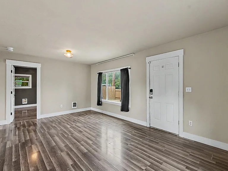 14917 W Thorne Ln SW — Photo 5