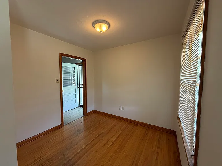 5045 Flamingo Rd — Photo 3