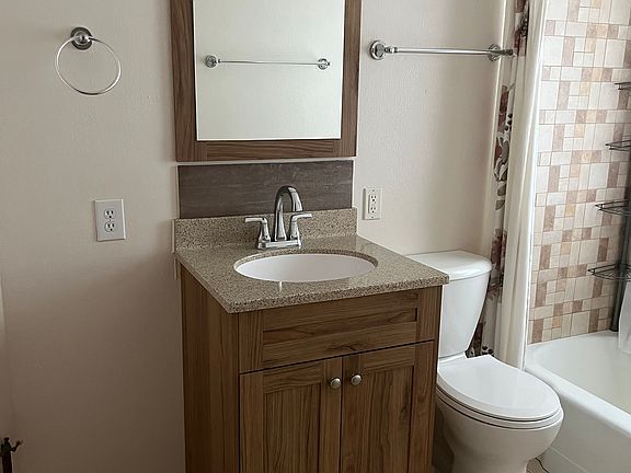 5th image of 203 W Partridge St #203