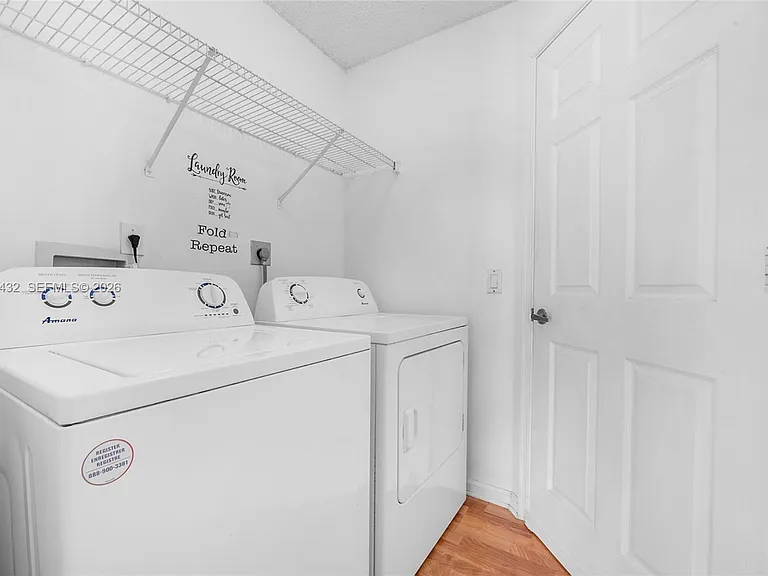 2020 SE 5th Pl — Photo 16