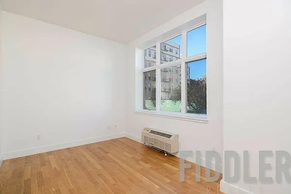 Rented by Fiddler Realty | media 27