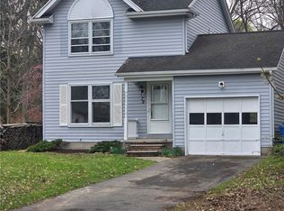 79 Hewitt St, Rochester, NY 14612