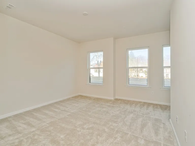 103 Vaughn Dr — Photo 27