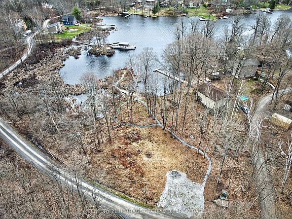 4th image of 828 Thomas Rd