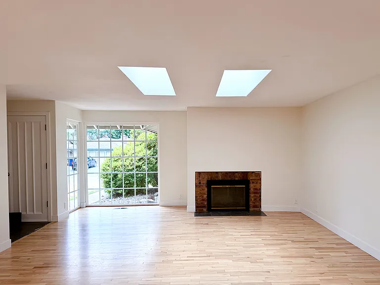 Light and bright with skylights