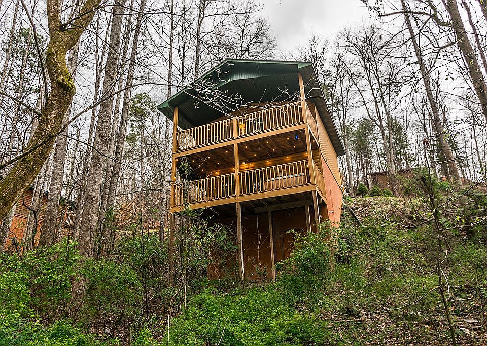 2036 Ridge Rd #6, Pigeon Forge, TN 37863 | Zillow