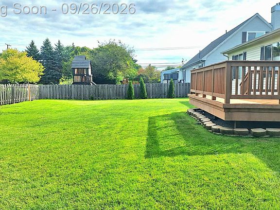 4th image of 21767 Brookside North Dr