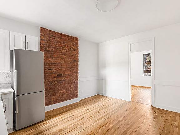 3rd image of 149 Sullivan St APT 3D