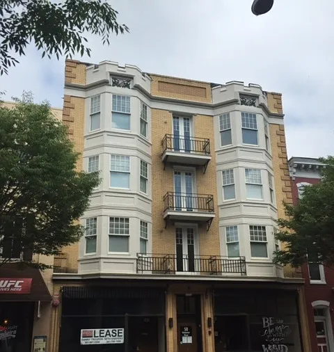 2 bed, 700 sqft, $1,300 — Photo 1