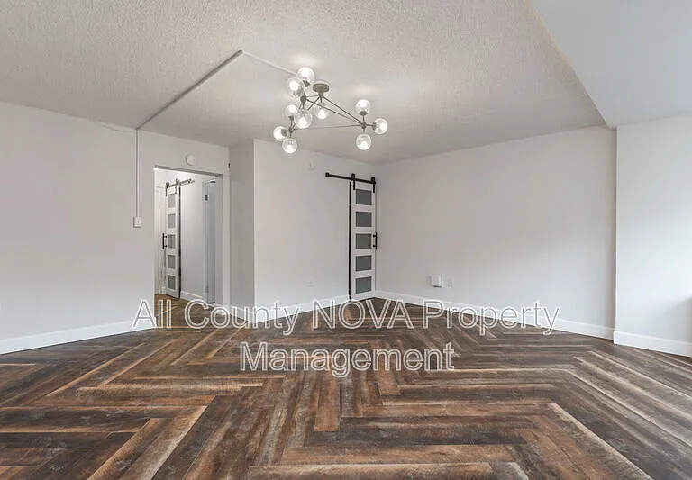 922 24th St NW #614 — Photo 13