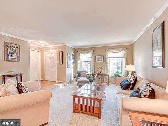 5th image of 3120 Windwood Farms Dr