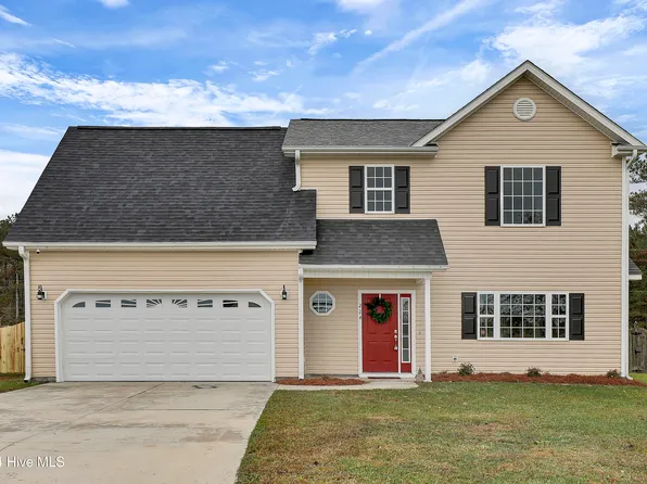 224 Cherry Blossom Drive, Richlands, NC 28574
