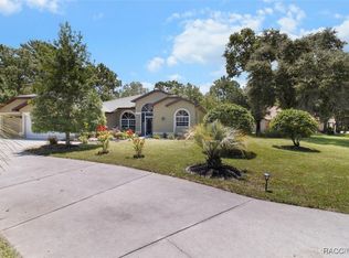1 Plumbago Dr, Homosassa, FL 34446