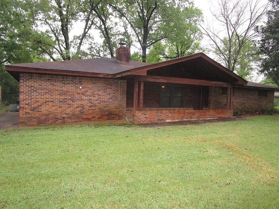 1st image of 3021 Columbia Road 15