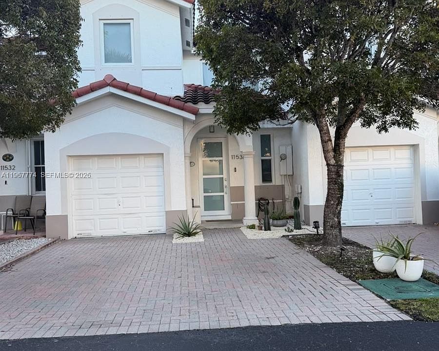 1st image of 11536 NW 43rd Ter