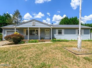 16 Sturdy St, Brick, NJ 08724