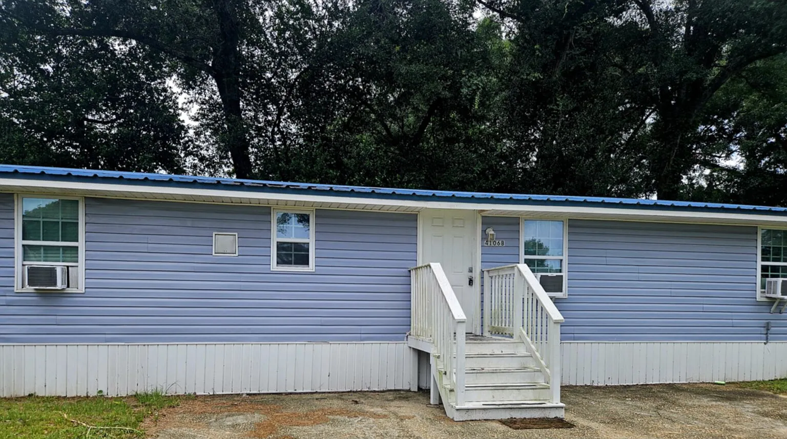3 bed, 2.0 bath, 923 sqft, $1,300 — Photo 4
