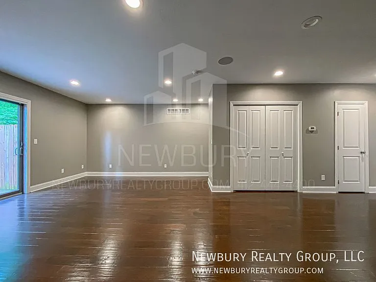 147 Banksville Pl — Photo 15