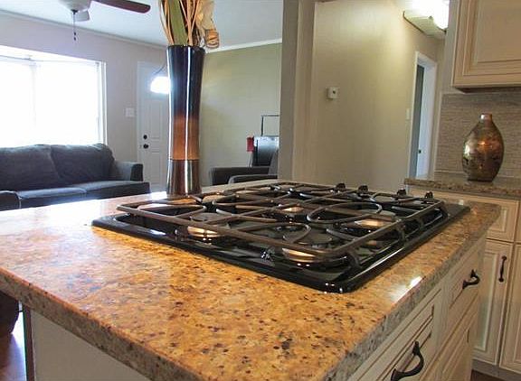 4th image of 47 Buckley Meadows Dr