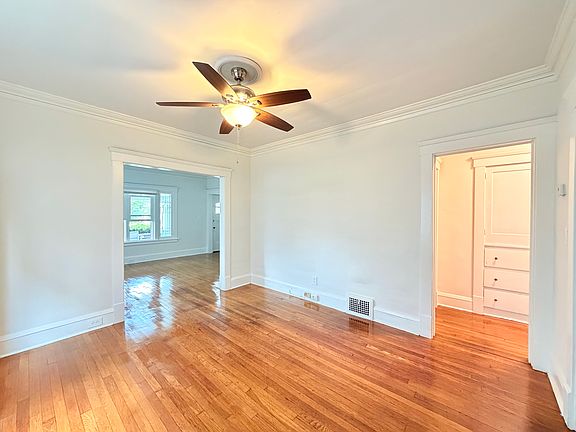 3rd image of 1251 Cranford Ave