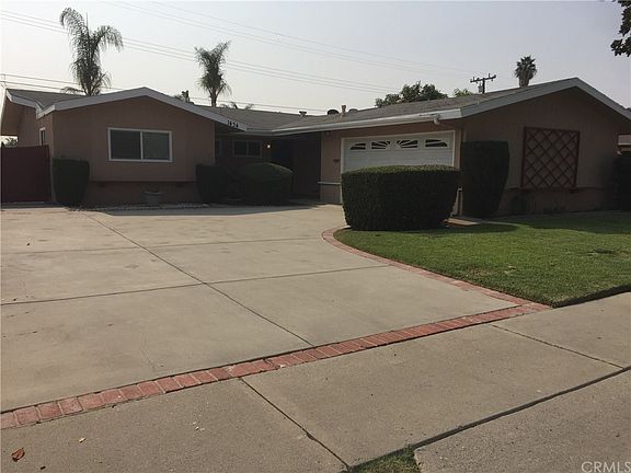 2nd image of 1434 Willow Ave