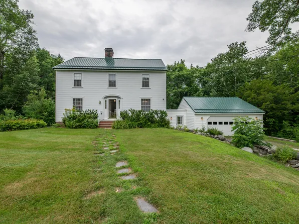 65 College Avenue, Orono, ME 04473