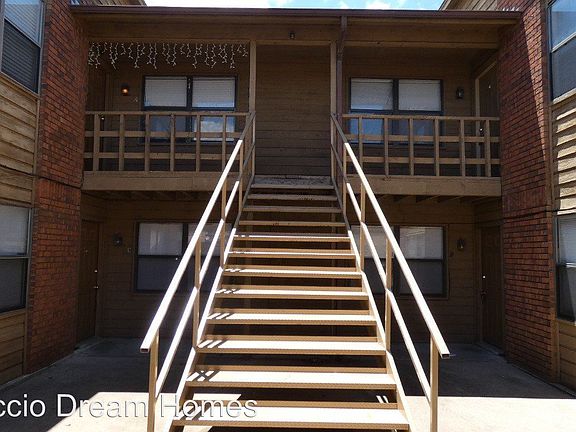 2nd image of 4008 NW Ozmun Ave