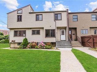 309 Pelham Rd, New Rochelle, NY 10805