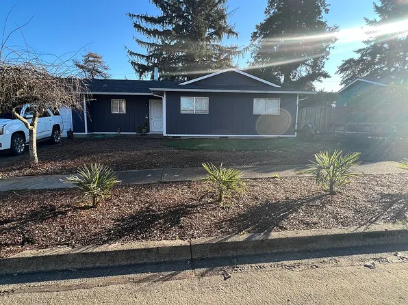 4004 Aquarius Blvd, Newberg, OR 97132
