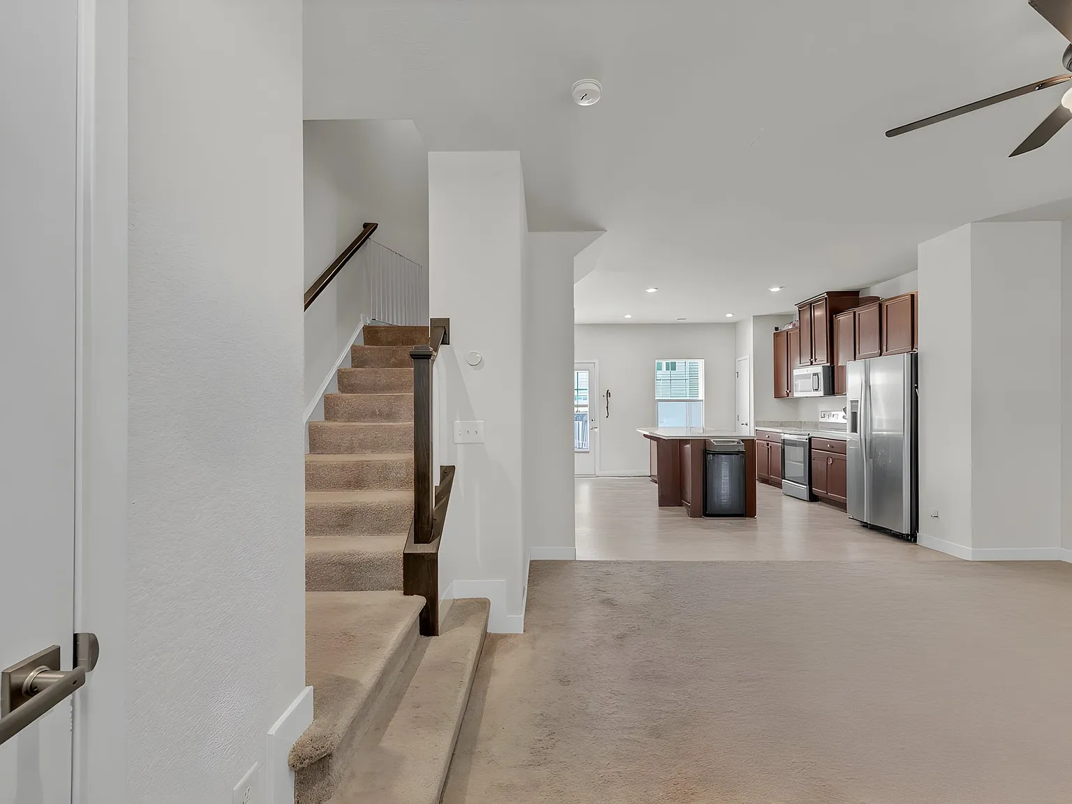 3 bed, 2.5 bath, 1280 sqft, $2,550 — Photo 3