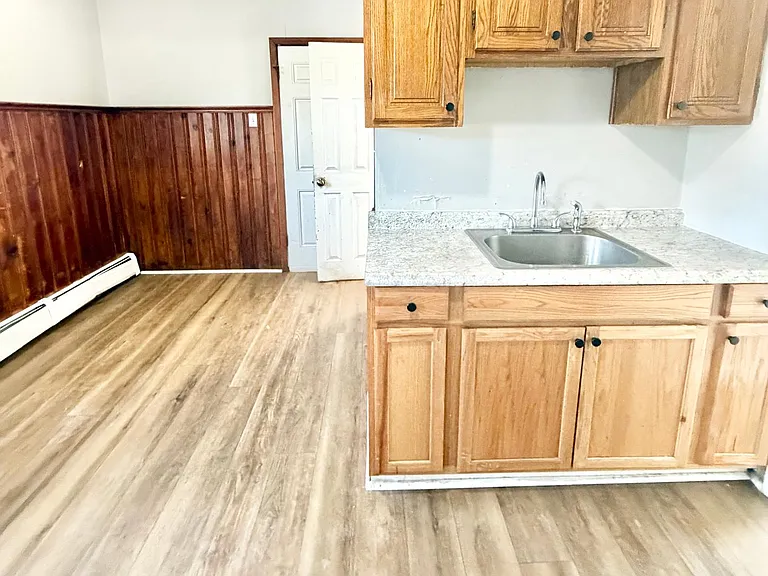 41 Osborn Ave #2 — Photo 2