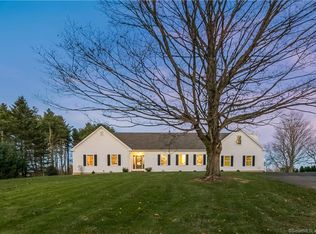 1325 Long Hill Rd, Guilford, CT 06437