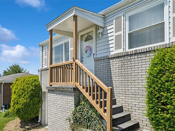 2nd image of 13479 Louise Dr