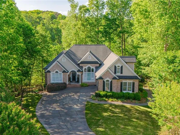 1820 Wesleyan Ln, Loganville, GA 30052