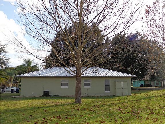 2nd image of 613 Palmetto Dr