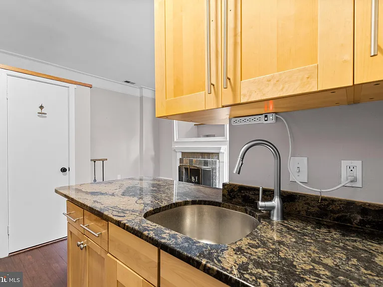 1326 Vermont Ave NW #4 — Photo 11