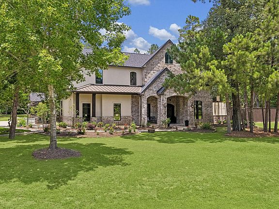 3rd image of 1030 Trailwood Estates Dr