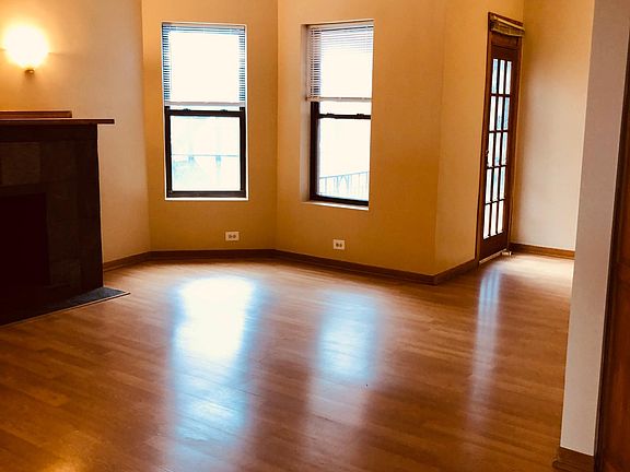 3rd image of 3538 S King Dr APT N2