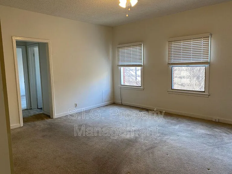 461 W Colorado St #9 — Photo 8
