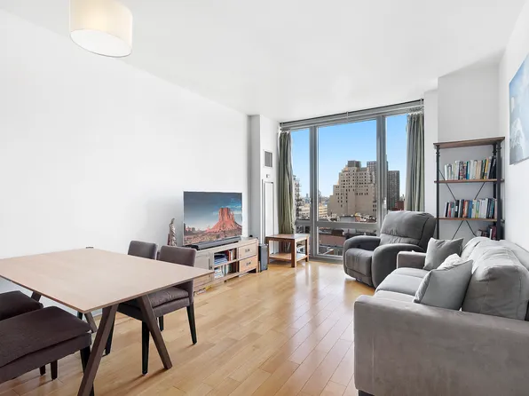 310 West 52nd Street image 1 of 10